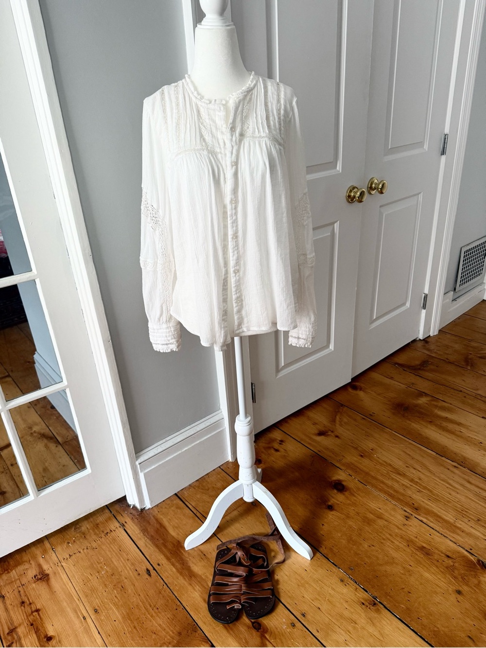 Free People Women's White Button-Down Boho Blouse - Picture 5 of 7
